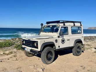 LAND ROVER DEFENDER