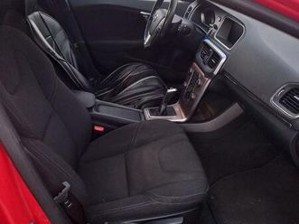 volvo v40 cross country d2