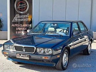 maserati 422 i service book -1988