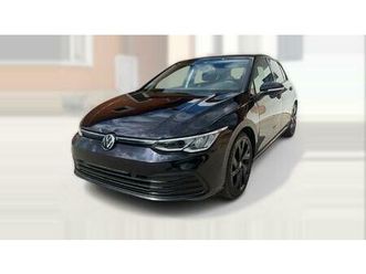 rabljeni vw golf 8 2023.g 1.5 tsi rabbit black edition