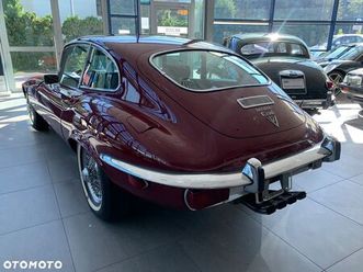 jaguar e-type