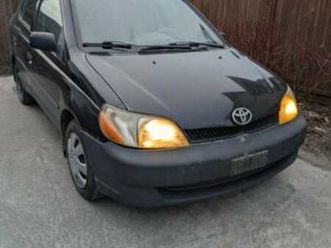 toyota echo 2002 sedan 4 door