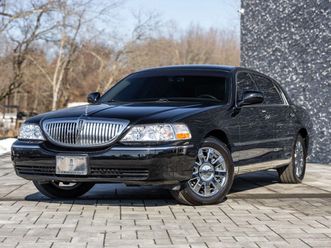 2009 lincoln town car 4dr sdn signature limited