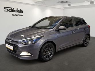 hyundai i20 1.2 84ps yes! *shz*lhz*8-fach*