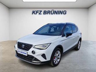 seat arona 1.5 tsi dsg fr navi led+ alcantara kamera