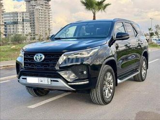 toyota fortuner diesel automatique 2021