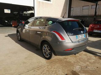 lancia delta 1.6 mjt dpf oro