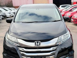 2016 - 2.0 7 seater 360 cameras