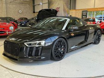 5.2 fsi v10 plus spyder s tronic quattro euro 6 (start/stop) 2dr