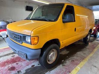 ‼️low miles ‼️2006 ford e250 van