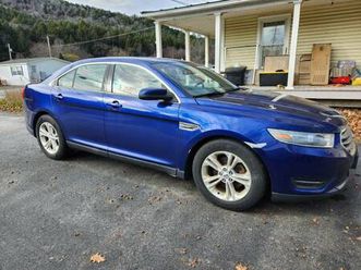 2013 ford taurus