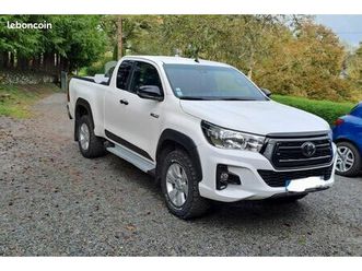 pick up toyota hilux xtra-cab 2,4l