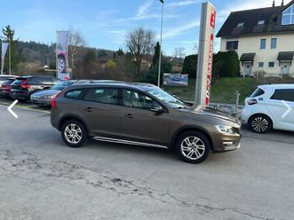 v60 cross country d4 summum