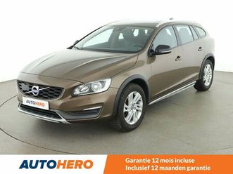 volvo v60 cross country 2.0 d3 momentum