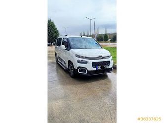 1.5 bluehdi feel stil