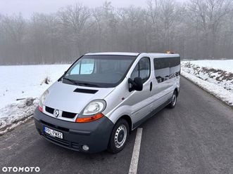 renault trafic passenger
