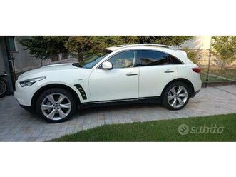 infiniti qx 70s