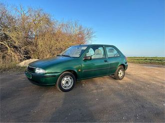 mazda 121 - 1998