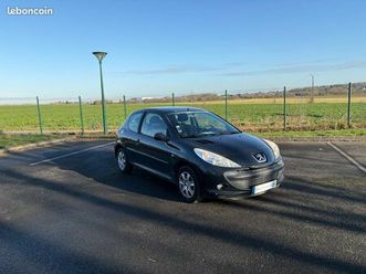 206+ / essence / faible kilométrage / ct ok / rien à prévoir / garantie