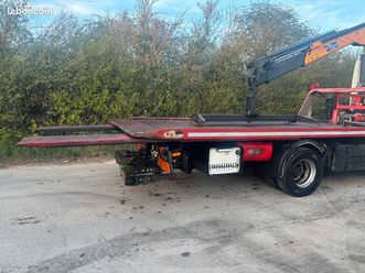 av dépanneuse avec grue auxiliaire copma daf lf