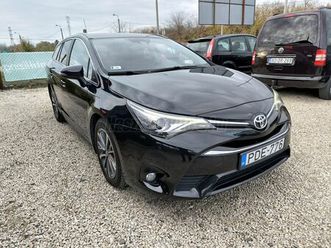 toyota avensis touring sports 2.0 d-4d active ülésfűtés!tempomat!navi!kamera!