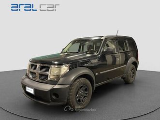 dodge nitro 2.8 crd se 4wd automatico *autocarro n1 4 posti*