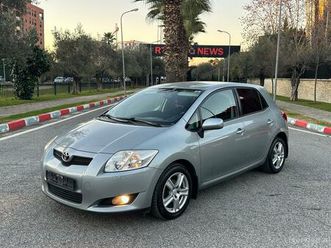 toyota auris 1.4 nafte