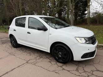 1.0 sce essential euro 6 5dr