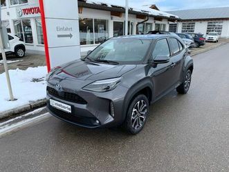 toyota yaris cross hybrid 4x4 teamplayer*safety&winter*