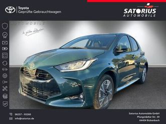 toyota yaris hybrid teamplayer led apple carplay androi