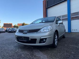 nissan tiida acenta