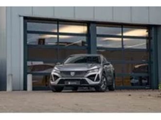 130 pk at | camera | keyless | navi | airco | adapt. cruise contr. | carplay/android | ...