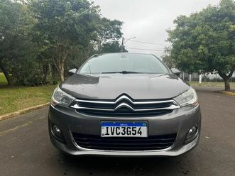 lounge exclusive 1.6 turbo 4p aut.