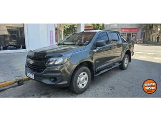 s10 2020 muy buen estado..permuto financio....