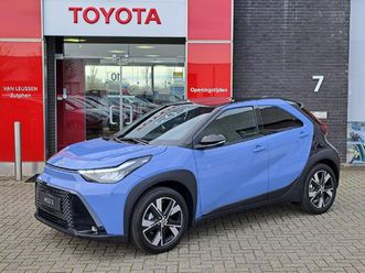 toyota aygo x hybrid 115 pulse nieuw in de showroom direct leverbaar apple car play & android auto