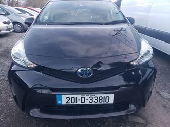 toyota prius alpha 5 seater 2020