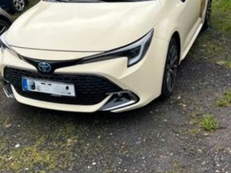 toyota corolla 2,0 hybrid team deutsch tou...