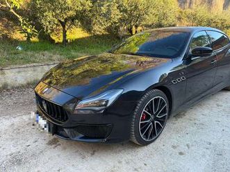 quattroporte vi 2021 3.0 v6 modena q4 430cv auto