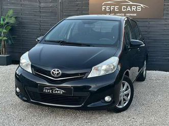 yaris 1.0i vvt-i / 1er propriétaire / carnet co