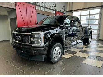 ford super duty f-450 drw 2025 king ranch 4x4 caisse de 8 pi cuir gps diesel toit ouvrant