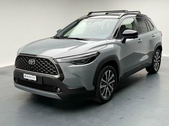 toyota corolla cross 2.0 hsd premium awd-i: réserver un essai sur route !