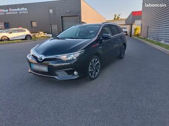 ◊ toyota auris ii touring sports hybride executive – 2018