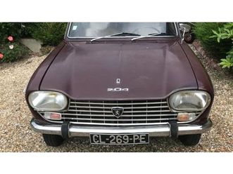 1967 peugeot 204 rouge foncé manuel, 4 vitesses conduite...