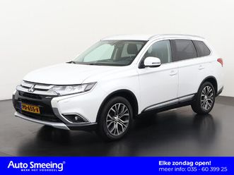 mitsubishi outlander 2.0 executive 7 persoons | trekhaak | zondag open!