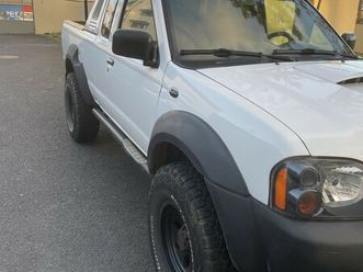 nissan navara d22 fevereiro/05
