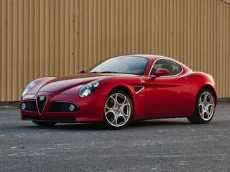 alfa romeo 8c