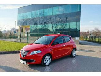 lancia y gold * autmatik * samo 90 tkm *, 2011 god.