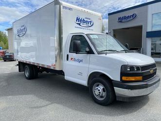 chevrolet express 3500 2024 4500 fourgonnette 177 po avec boite 16 pieds rampe