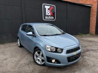 ② chevrolet aveo 1.4i 90.000km — chevrolet — 2ememain