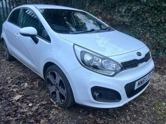 1.4 crdi ecodynamics 3 euro 5 (start/stop) 5dr